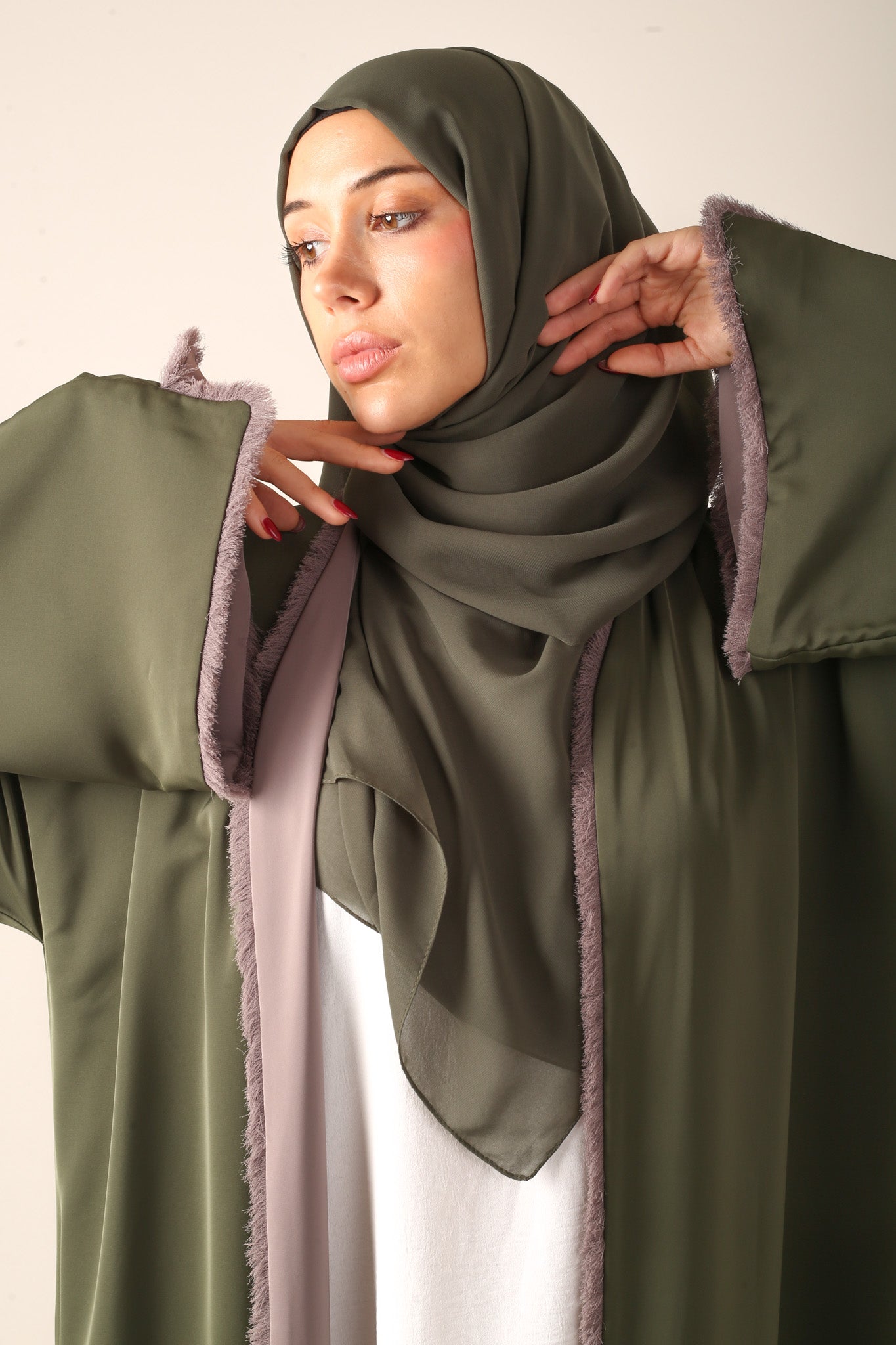 Frayed Reversible Abaya - Green Anaqa Inspired Frayed Reversible Abaya - Green Anaqa Inspired