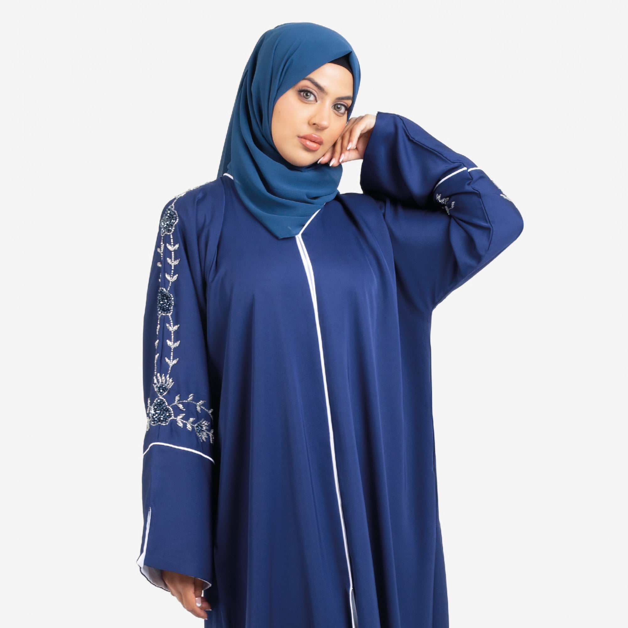 Top-Selling Abayas from Anaqa Inspired: Discover What Makes Them Special