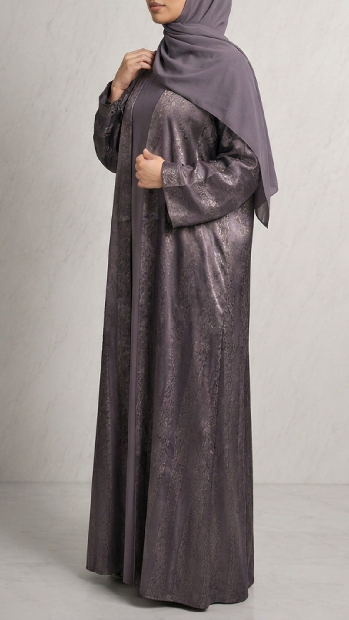 Smoky Mauve Metallic Abaya